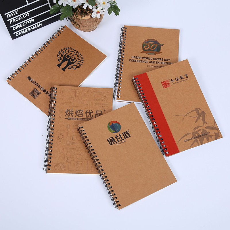 Cuaderno de papel kraft